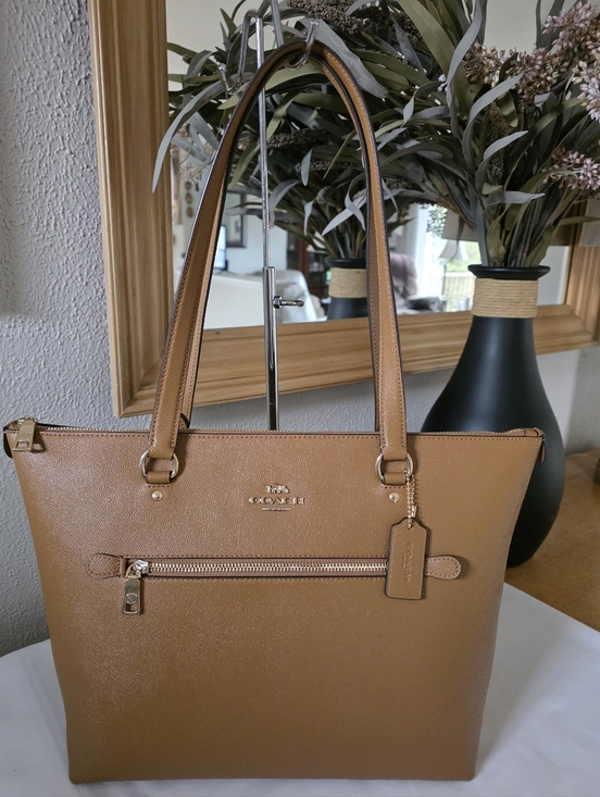 Coach Handbags - COACH Gallery Brown Tote 79608